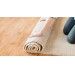 Przenosimy dywan na strych – jak go zabezpieczyć przed kurzem i molami?
