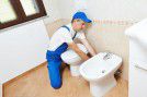Jak zamontować kompakt WC
