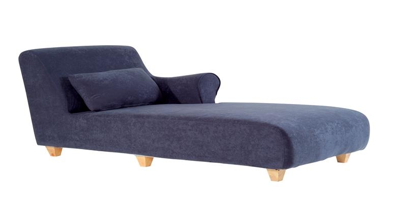 kanapa w kształcie wydłużonego fotela