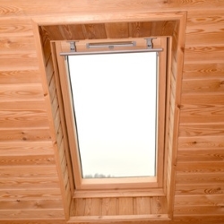 okno drewniane na poddasze